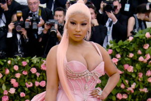 Nicki Minaj chirurgie esthétique