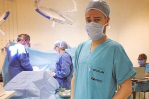 Les stars de téléréalité et la chirurgie esthétique en Tunisie