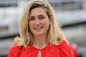 julie gayet